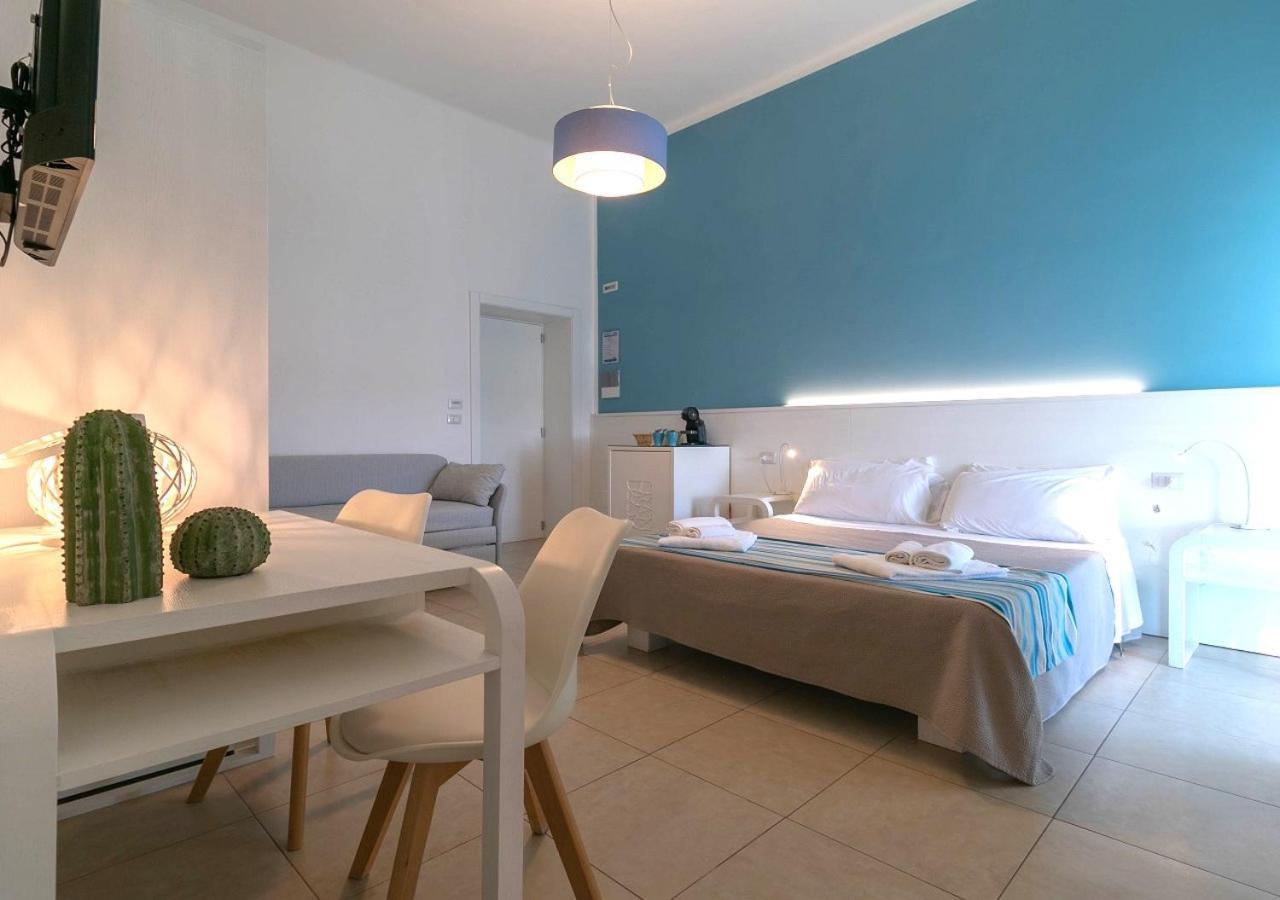 Fronte Mare Rooms By Salentolimit Porto Cesareo Exterior foto